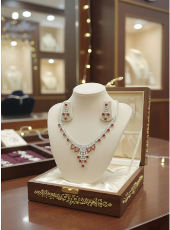 Modern Design Silver Plated Crystal Necklace Set